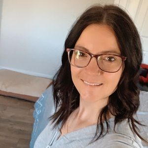 Meet your Posher, Kerri